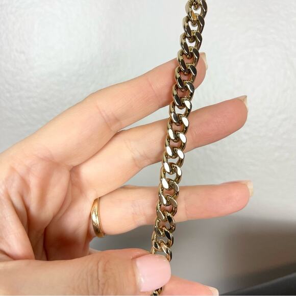 Marciano Black Leather Shoulder Envelope Bag Clutch Gold Chain And Details - Picture 12 of 12